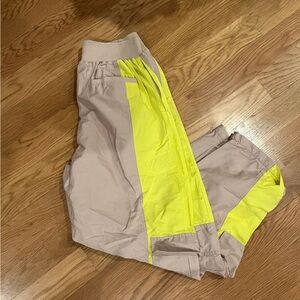 FREE PEOPLE MOVEMENT PANT SZ M NWT